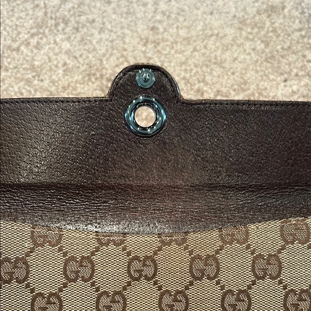 Gucci Brown wallet with Iconic Design - Picture 6 of 13